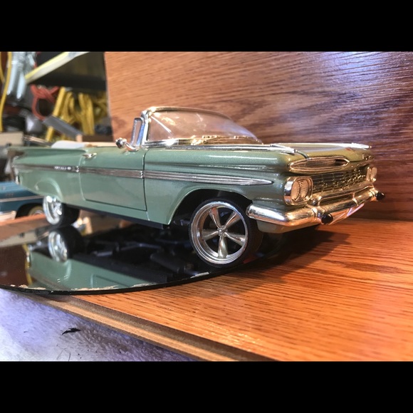 Classic 1959 Chevy impala Lowrider rare color - Picture 2 of 8